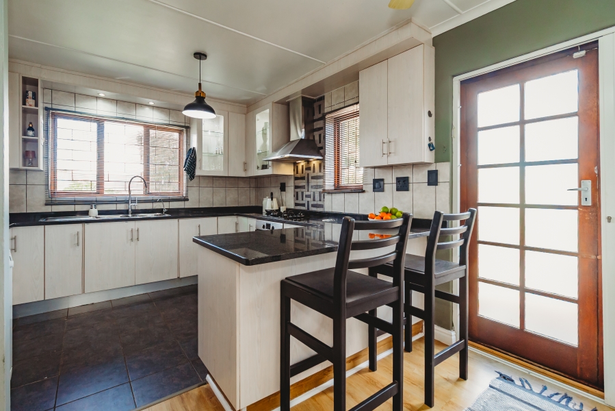 3 Bedroom Property for Sale in Bos En Dal Western Cape